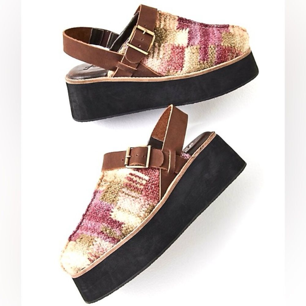NEW Free People Astrid Platform Mule Shoe Slip-On Strap in Mulberry Mix Size 7.5